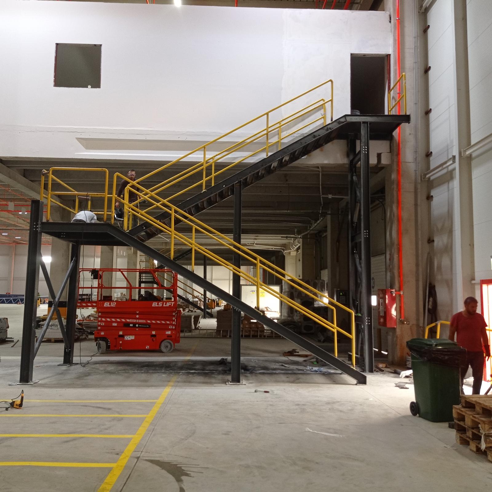 İzmir Reysaş Lojistik Endüstriyel Merdiven - Görsel 1